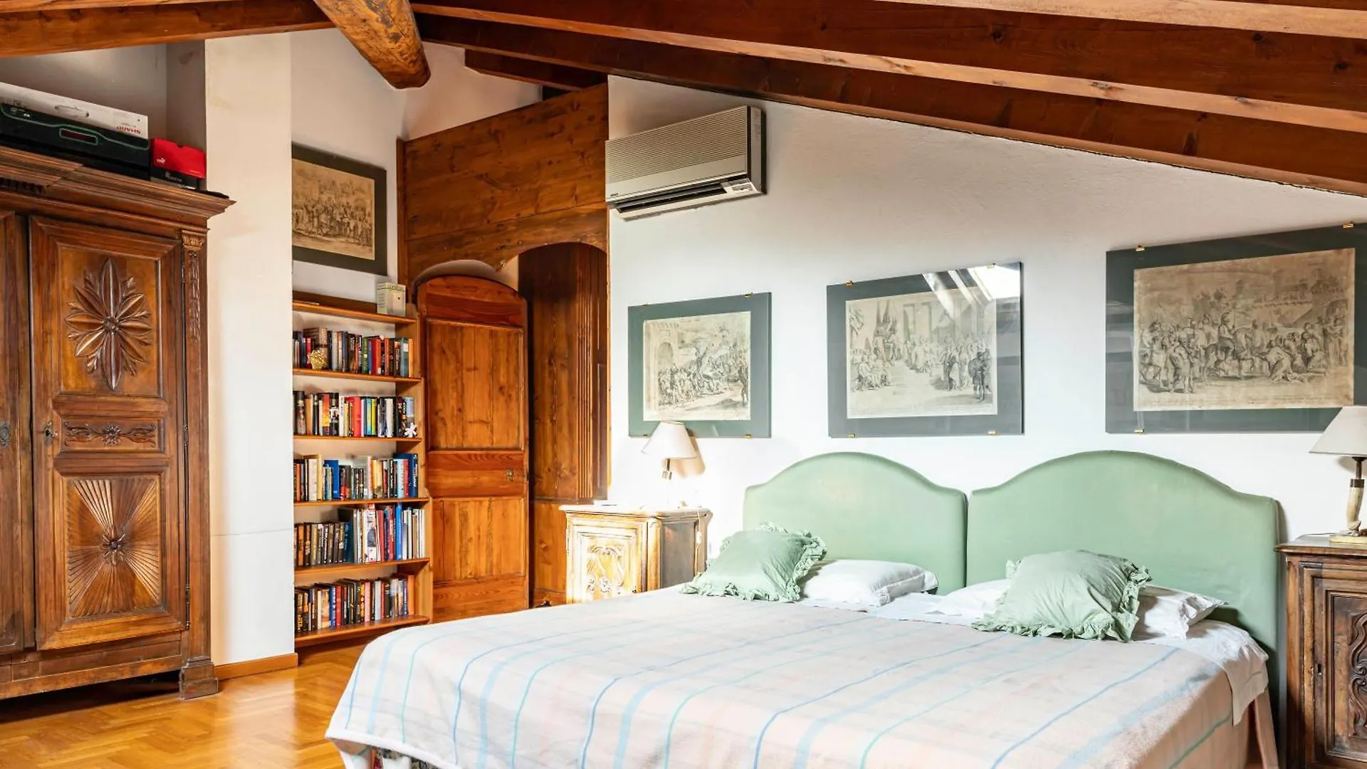 Lägenhet Cozy And Charming Apt In Veronacenter With Parking