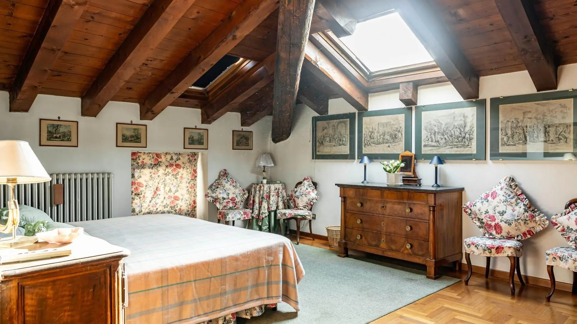 Cozy And Charming Apt In Veronacenter With Parking 0*, Verona