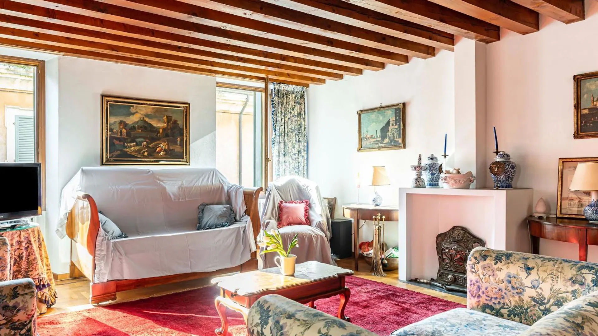 Cozy And Charming Apt In Veronacenter With Parking