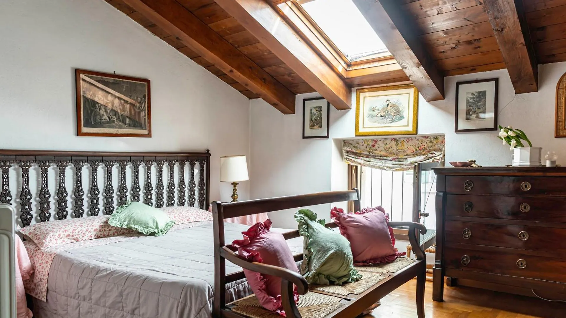 Cozy And Charming Apt In Veronacenter With Parking Verona